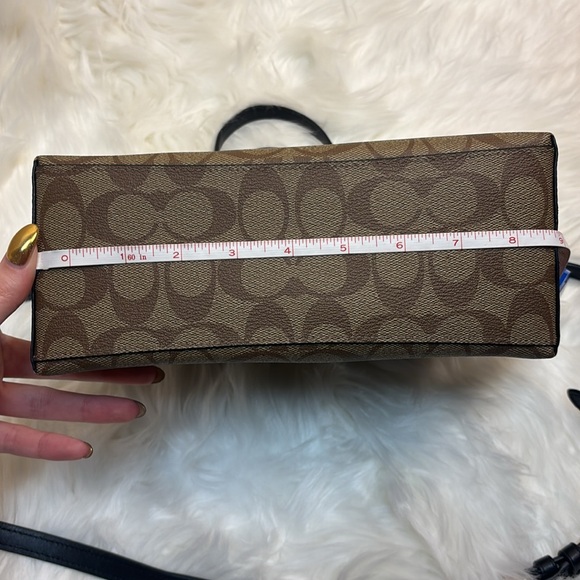 Coach Mollie 25 Tote - Picture 10 of 13